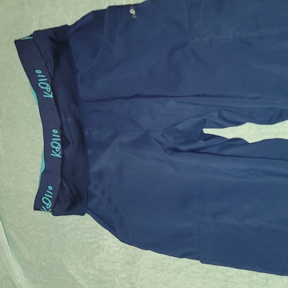 Scrub set - Picture 3 of 10